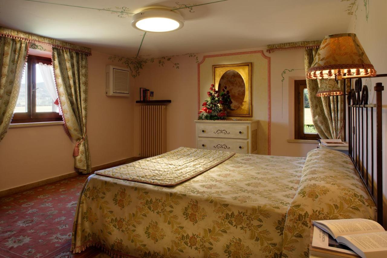 Unica Assisi Agri-Charming House Bed & Breakfast Exterior photo