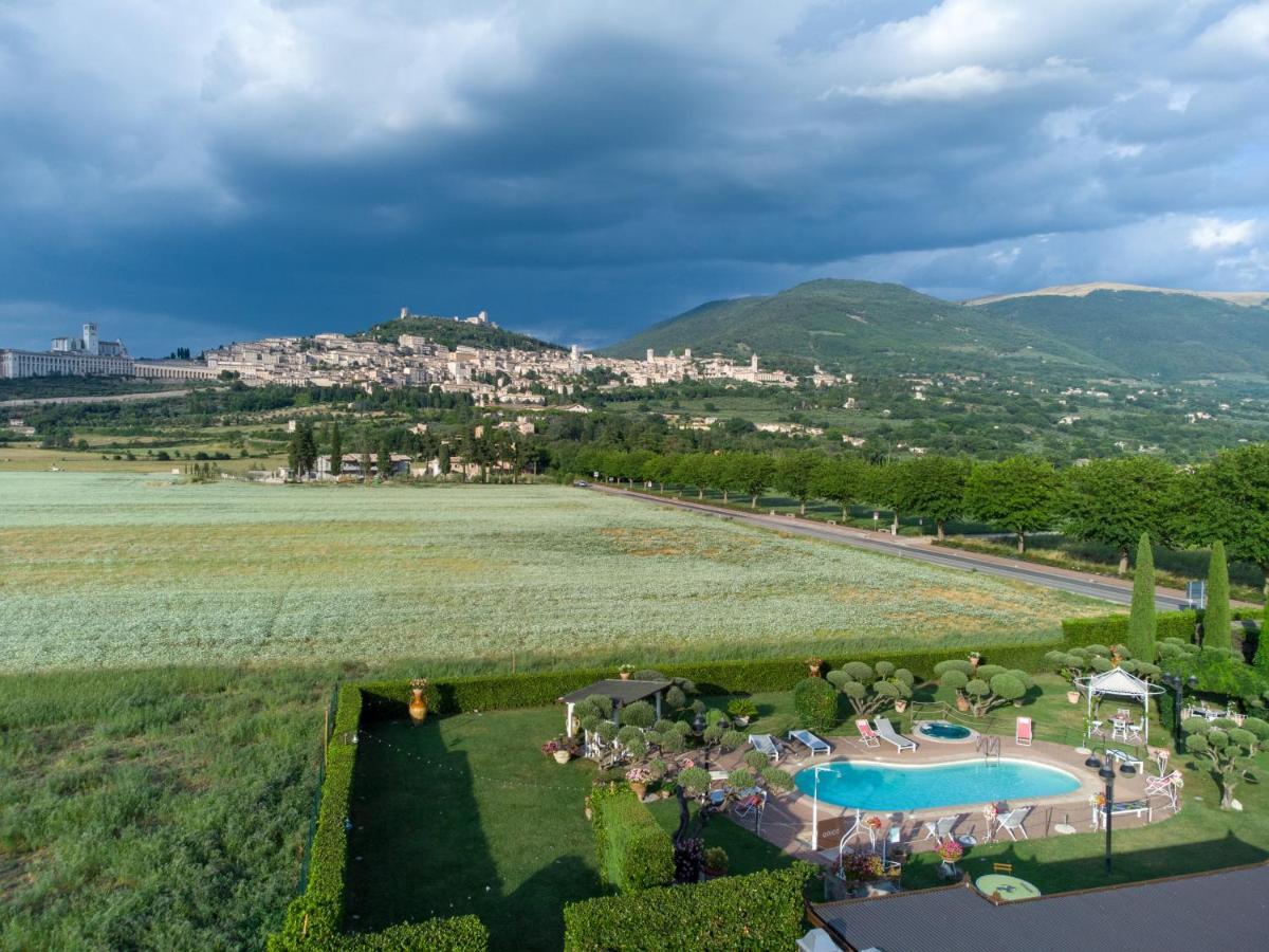 Unica Assisi Agri-Charming House Bed & Breakfast Exterior photo