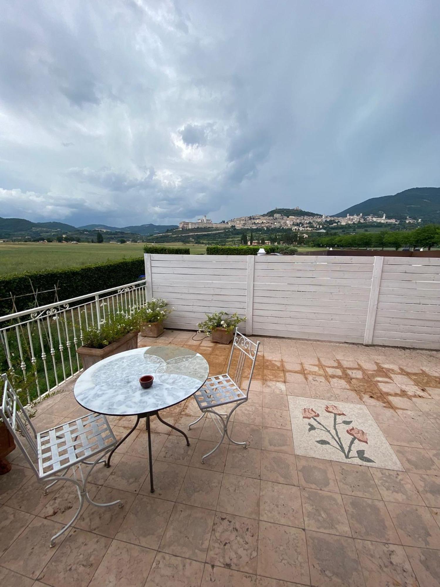 Unica Assisi Agri-Charming House Bed & Breakfast Exterior photo